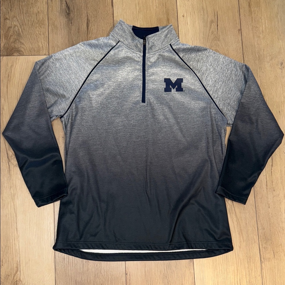Colosseum Navy and Gray Men's Pullover UOfM